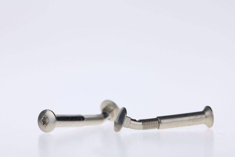 Special assembly screw set