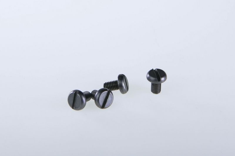 Machine screws DIN85